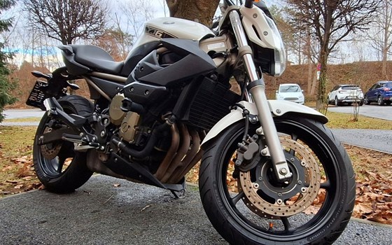 Gebrauchtmotorrad Yamaha XJ6 - Bild 3 Gebrauchtmotorrad Yamaha XJ6 - Bild 3