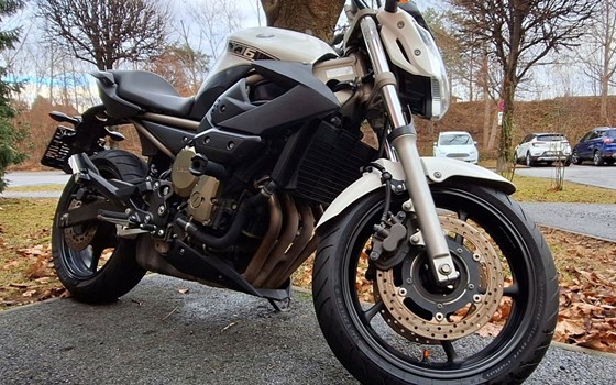 Gebrauchtmotorrad Yamaha XJ6 - Bild 3