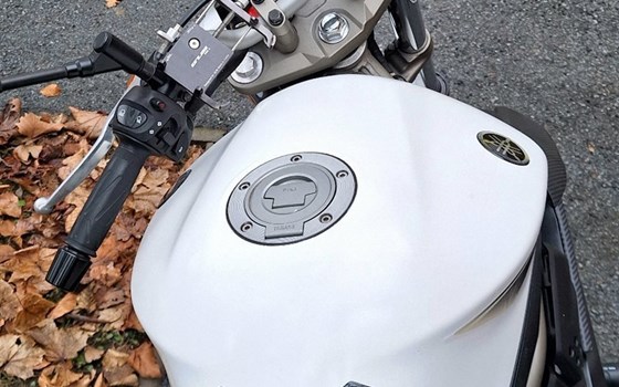 Gebrauchtmotorrad Yamaha XJ6 - Bild 7