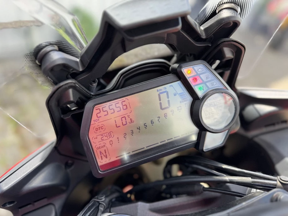 Angebot Ducati Multistrada 1200 Pikes Peak Bild 4: Angebot Ducati Multistrada 1200 Pikes Peak