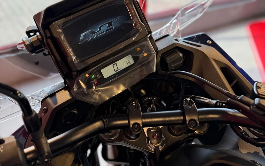 Offer Honda NT1100 DCT Electronic Suspension Bild 11: Offer Honda NT1100 DCT Electronic Suspension