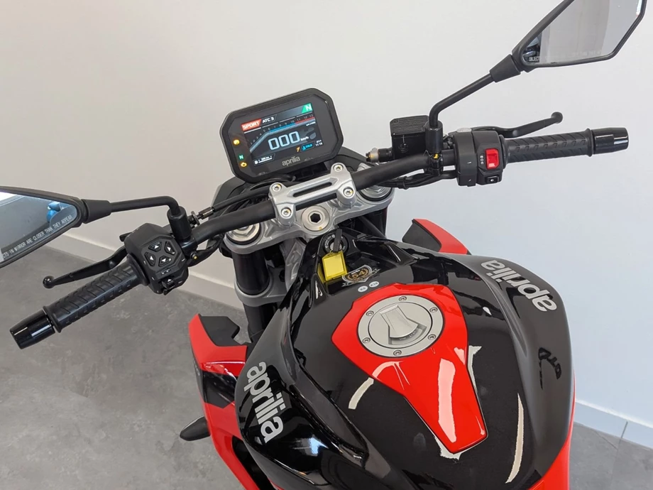 Angebot Aprilia Tuono 457 Bild 5: Angebot Aprilia Tuono 457