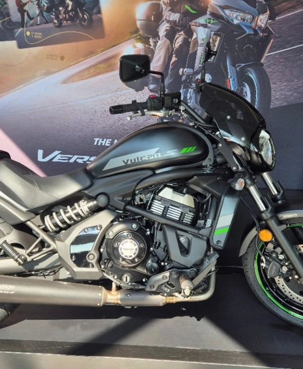 Kawasaki Vulcan S<br />PERFORMANCE
