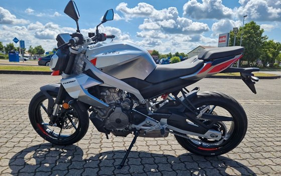 Neufahrzeug Aprilia Tuono 457 - Bild 5