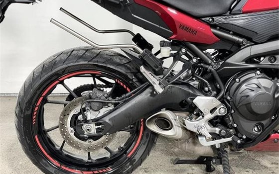 Gebrauchtmotorrad Yamaha MT-09 - Bild 10 Gebrauchtmotorrad Yamaha MT-09 - Bild 10