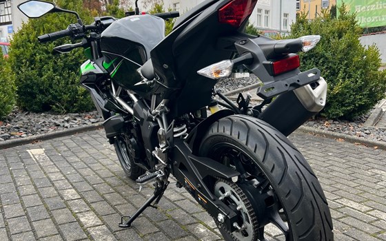 Gebrauchtmotorrad Kawasaki Z125 - Bild 4