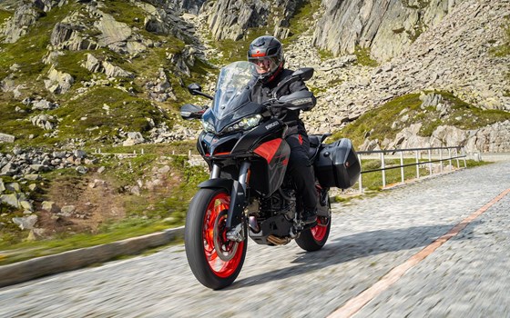 Neufahrzeug Ducati Multistrada V2 S - Bild 2 Neufahrzeug Ducati Multistrada V2 S - Bild 2