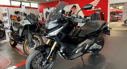 Neumotorrad Honda X-ADV