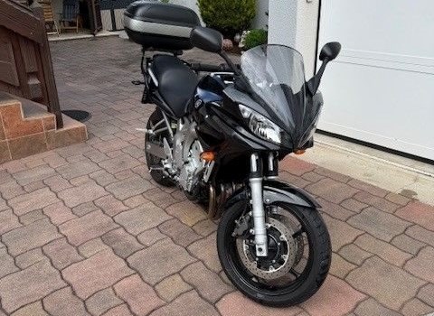 Gebrauchtmotorrad Yamaha FZ6 Fazer - Bild 1 Gebrauchtmotorrad Yamaha FZ6 Fazer - Bild 1