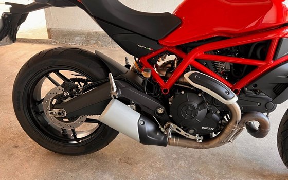 Gebrauchtmotorrad Ducati Monster 797 - Bild 7