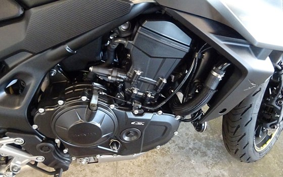 Gebrauchtmotorrad Honda CB750 Hornet - Bild 7