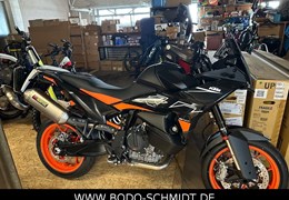 Neumotorrad KTM 890 SMT