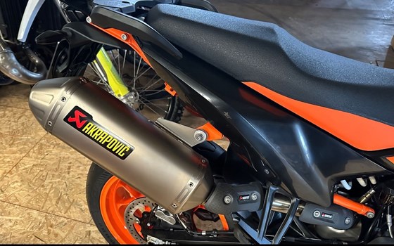 Neufahrzeug KTM 890 SMT - Bild 17