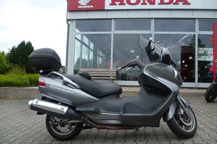 Suzuki Burgman 650 Executive