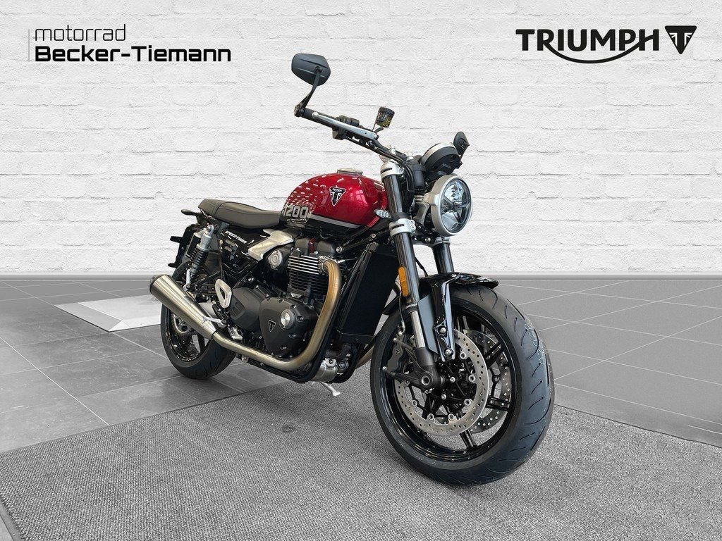 Triumph Speed Twin 1200