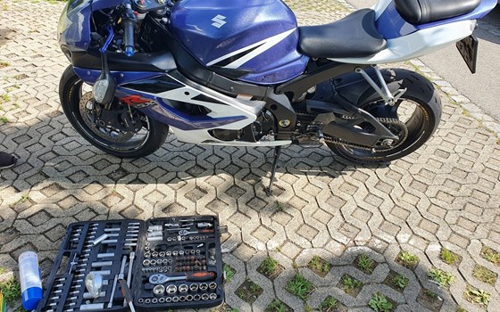 Gebrauchtmotorrad Suzuki GSX-R 1000 - Bild 1 Gebrauchtmotorrad Suzuki GSX-R 1000 - Bild 1