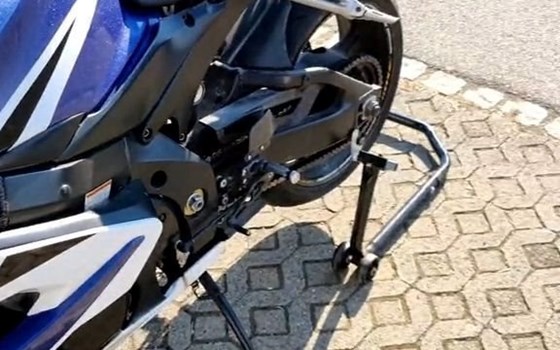 Gebrauchtmotorrad Suzuki GSX-R 1000 - Bild 4 Gebrauchtmotorrad Suzuki GSX-R 1000 - Bild 4