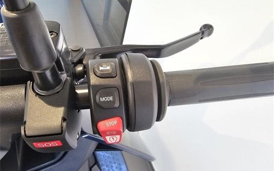 Gebrauchtmotorrad BMW CE 04 - Bild 8 Gebrauchtmotorrad BMW CE 04 - Bild 8