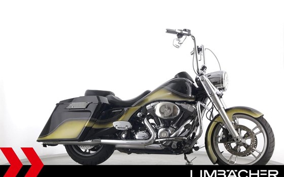 Gebrauchtmotorrad Harley-Davidson Road King Classic FLHRC - Bild 1