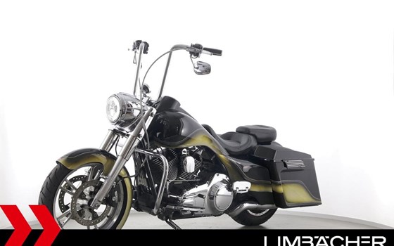 Gebrauchtmotorrad Harley-Davidson Road King Classic FLHRC - Bild 4