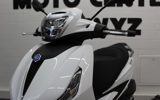 Neufahrzeug Piaggio Beverly 310 - Bild 6