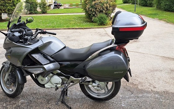 Gebrauchtmotorrad Honda NT700V Deauville - Bild 10 Gebrauchtmotorrad Honda NT700V Deauville - Bild 10