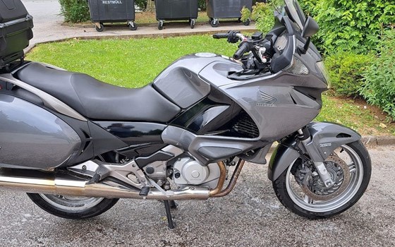 Gebrauchtmotorrad Honda NT700V Deauville - Bild 4 Gebrauchtmotorrad Honda NT700V Deauville - Bild 4