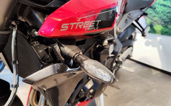 Neufahrzeug Triumph Street Triple 765 RS - Bild 10 Neufahrzeug Triumph Street Triple 765 RS - Bild 10