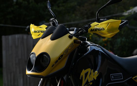 Gebrauchtmotorrad KTM 620 Duke - Bild 4 Gebrauchtmotorrad KTM 620 Duke - Bild 4