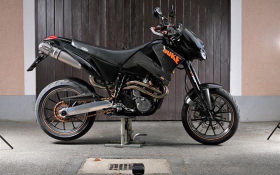 Gebrauchtmotorrad KTM 640 Duke 2 - Bild 4 Gebrauchtmotorrad KTM 640 Duke 2 - Bild 4