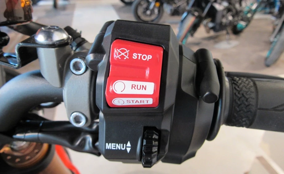 Angebot Yamaha XSR900 Bild 14: Angebot Yamaha XSR900