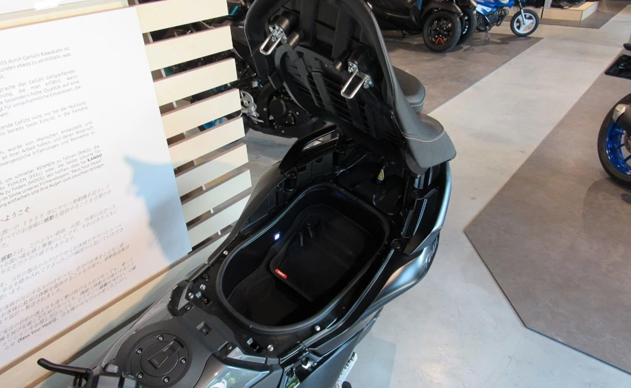 Angebot Yamaha TMAX 560 Tech Max Bild 12: Angebot Yamaha TMAX 560 Tech Max