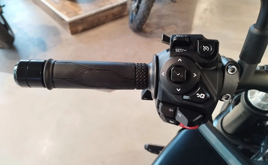 Angebot Yamaha MT-09 Y-AMT Bild 14: Angebot Yamaha MT-09 Y-AMT