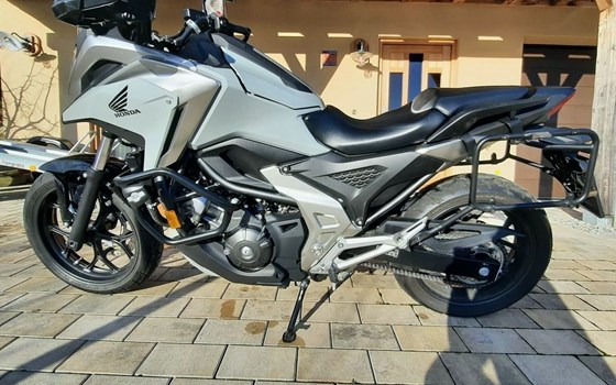 Gebrauchtmotorrad Honda NC750X DCT - Bild 4