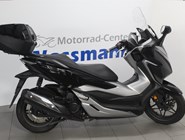 Honda NSS 300 Forza