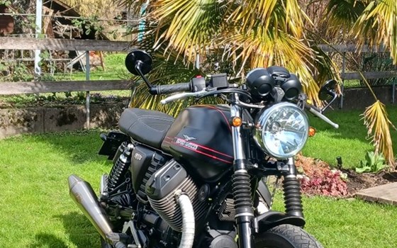 Gebrauchtmotorrad Moto Guzzi V7 Stone - Bild 4 Gebrauchtmotorrad Moto Guzzi V7 Stone - Bild 4