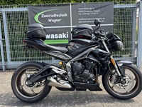 Gebrauchtmotorrad Triumph Street Triple 765 RS 