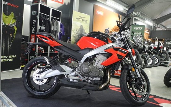 Neufahrzeug Aprilia Tuono 457 - Bild 6