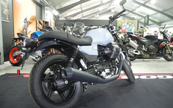 Neufahrzeug Moto Guzzi V7 Sport - Bild 7