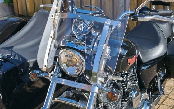 Gebrauchtmotorrad Harley-Davidson Sportster XL 1200T SuperLow - Bild 2