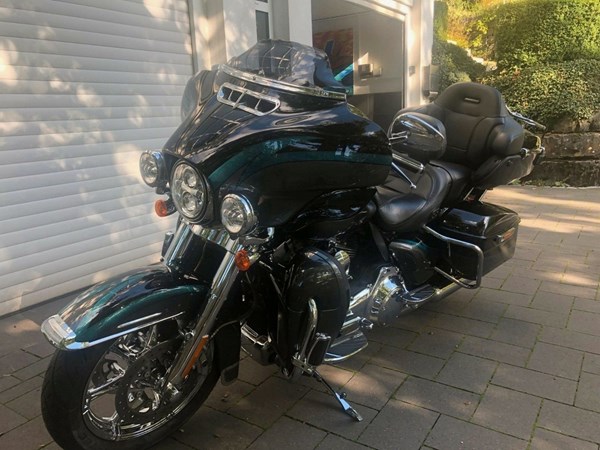 Gebrauchtmotorrad Harley-Davidson CVO Ultra Limited FLHTKSE