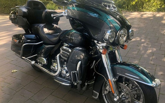 Gebrauchtmotorrad Harley-Davidson CVO Ultra Limited FLHTKSE - Bild 2