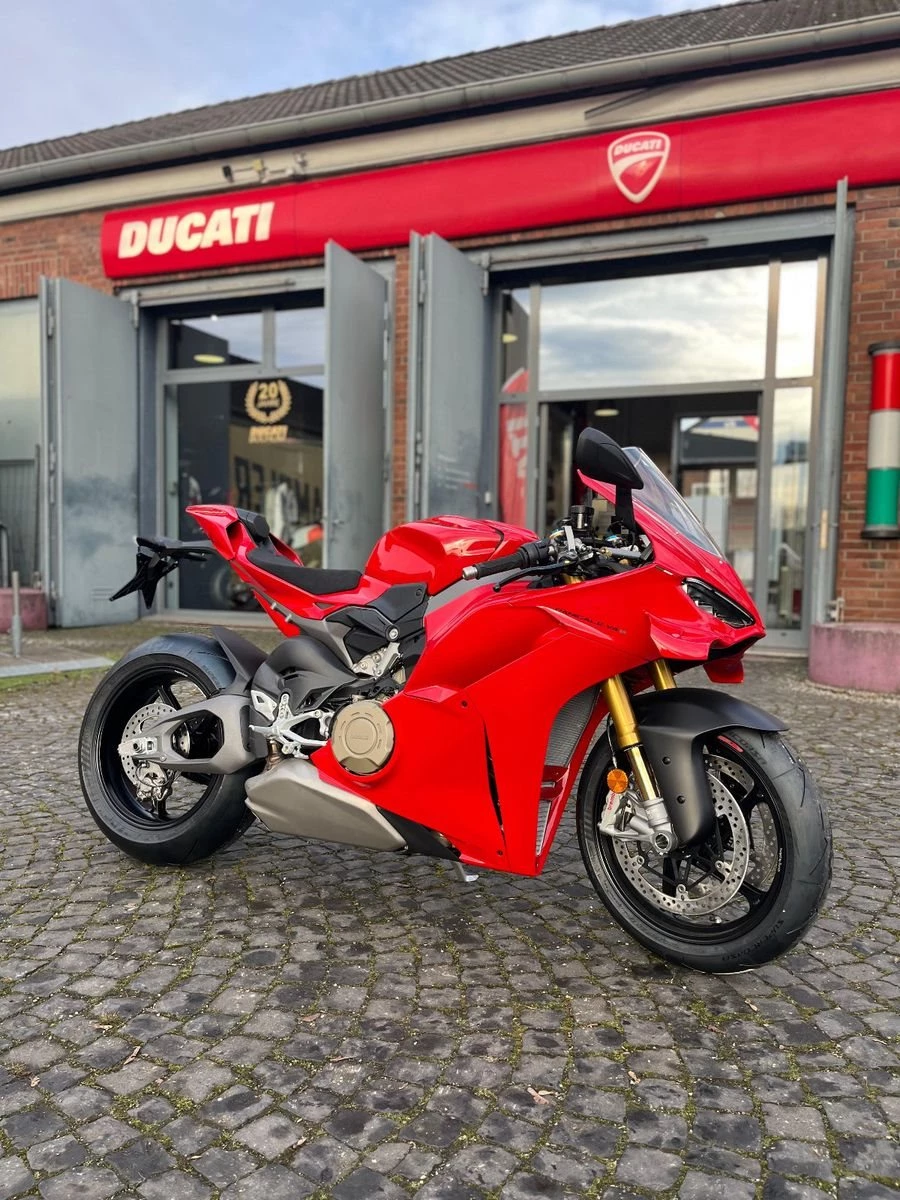 Ducati Panigale V4 S