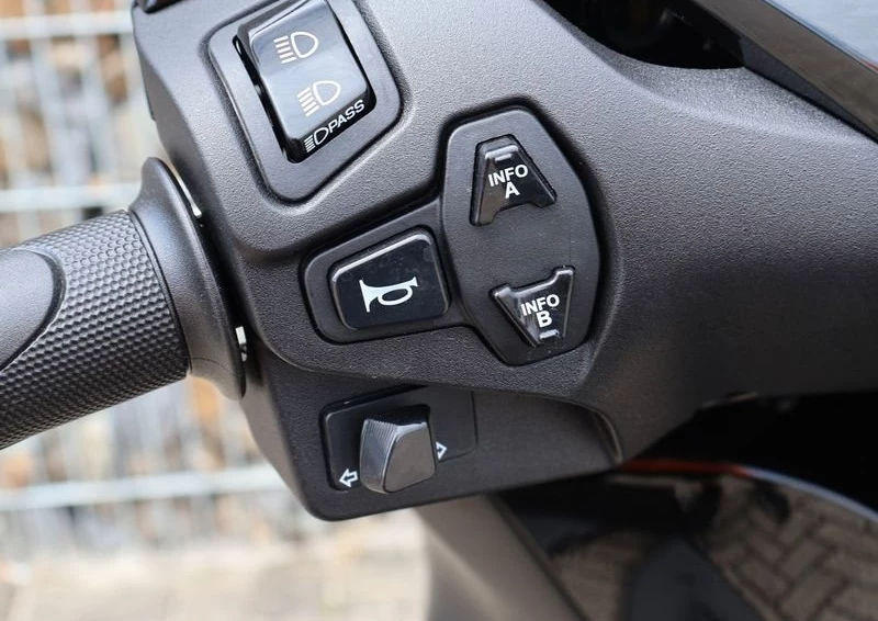 Angebot Honda SH150i Bild 8: Angebot Honda SH150i