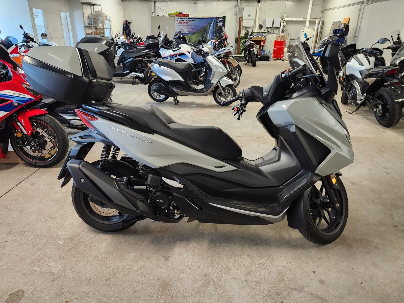 Honda Forza 350