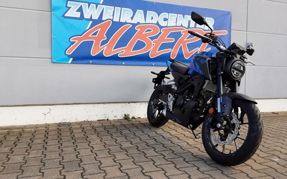 Gebrauchtmotorrad Honda CB125R - Bild 5