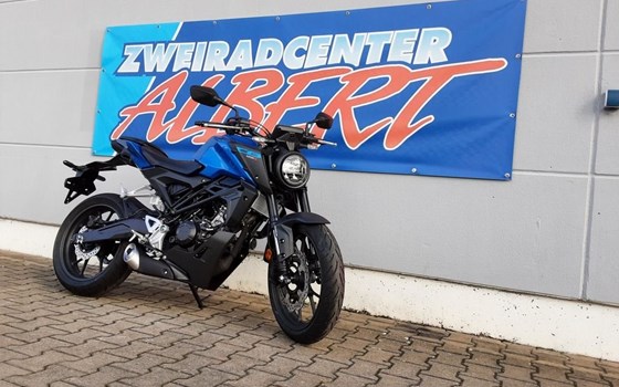 Gebrauchtmotorrad Honda CB125R - Bild 8