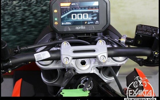 Neufahrzeug Aprilia Tuono 457 - Bild 11