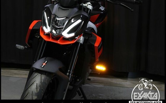 Neufahrzeug Aprilia Tuono 457 - Bild 29