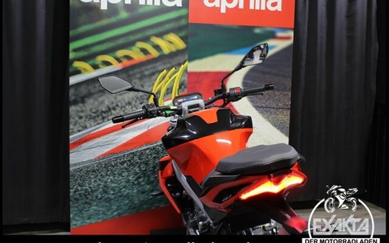 Neufahrzeug Aprilia Tuono 457 - Bild 9